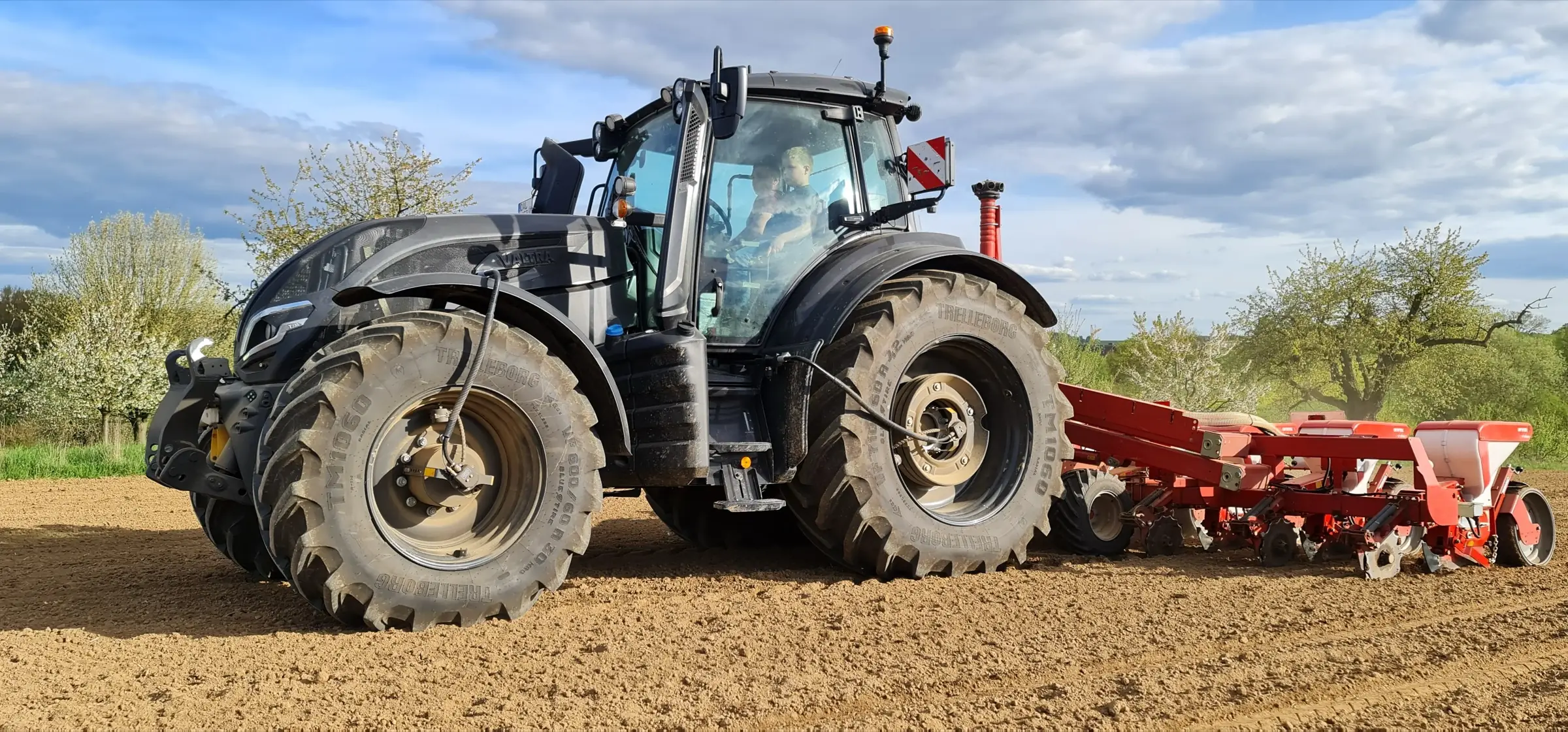 Valtra T5