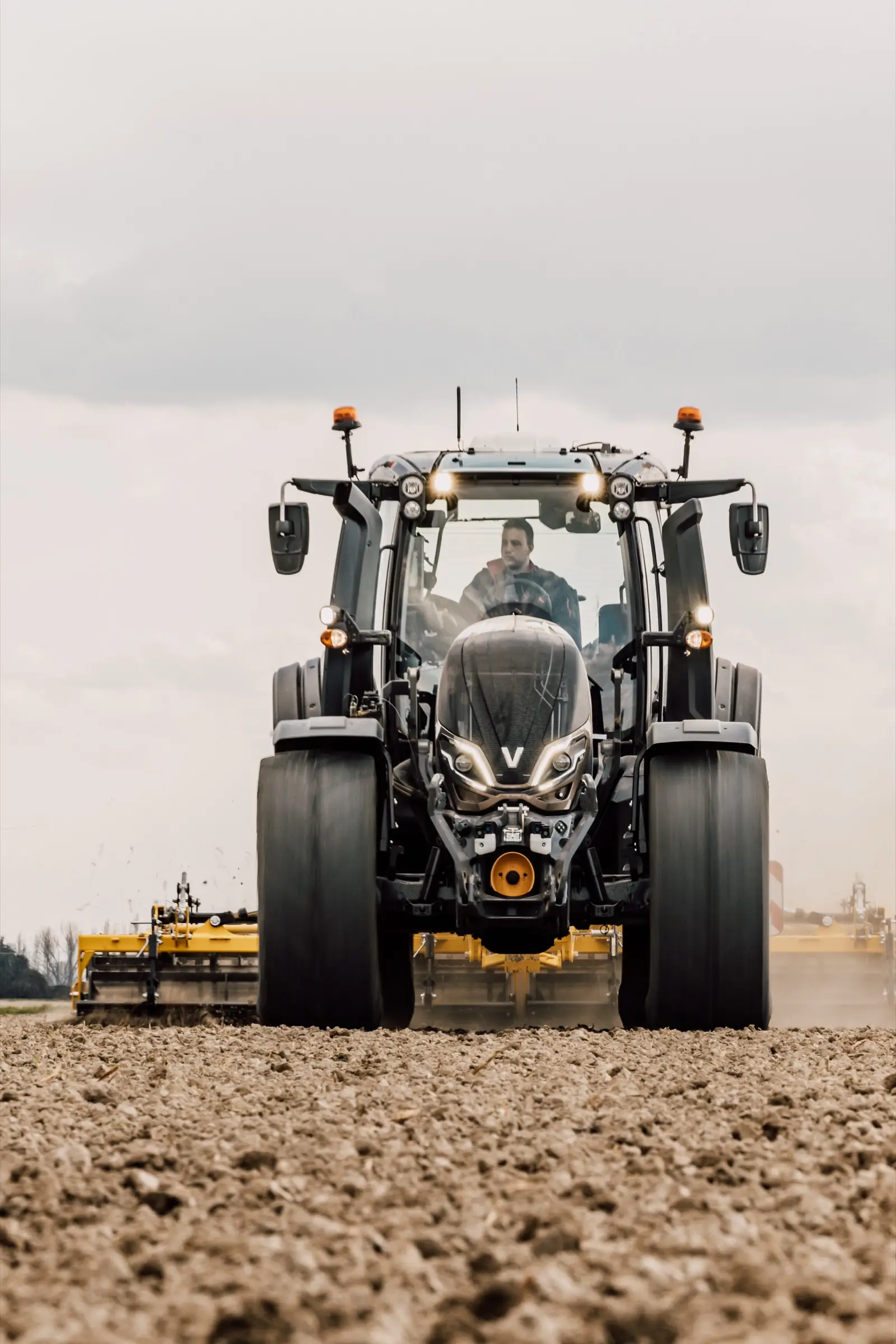 Valtra T5